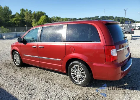 2013 Chrysler Town & Country Touring L z USA, uszkodzony, nr VIN 2C4RC1CG9DR747847